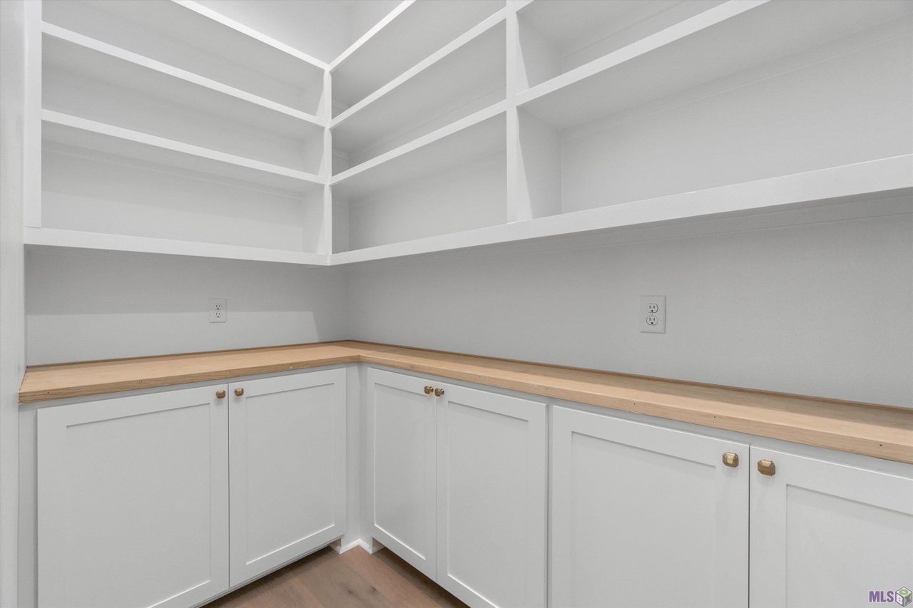 Talonstone Dr - Image 19