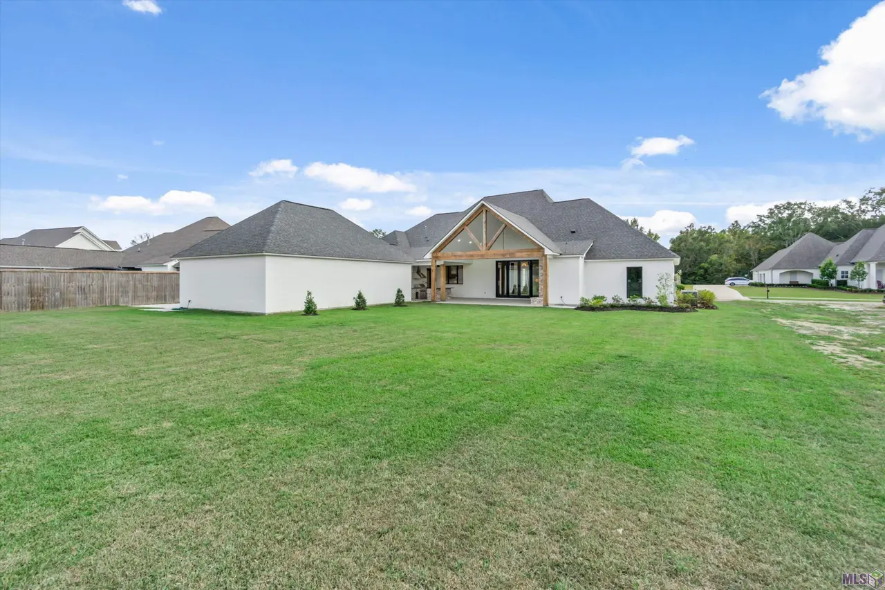 Talonstone Dr - Image 25