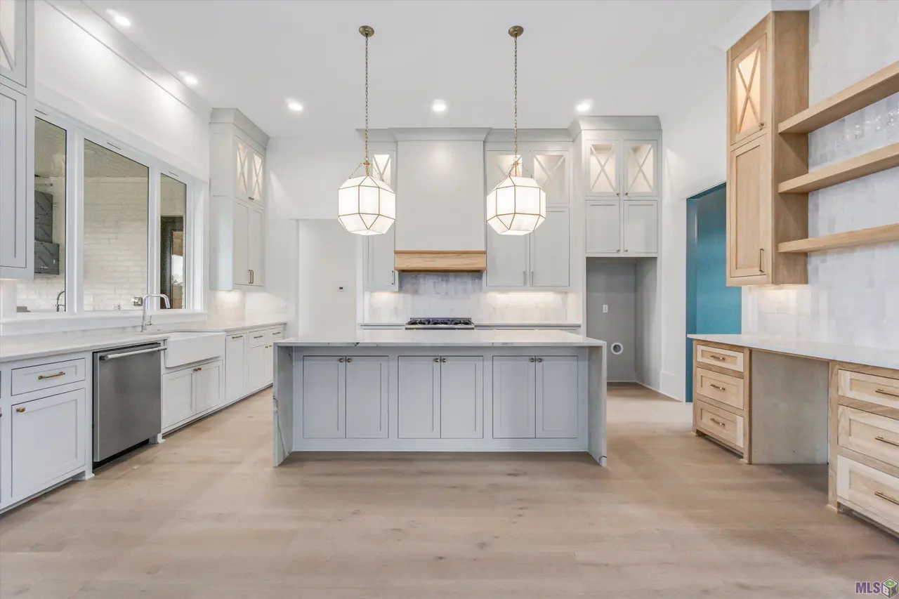 Talonstone Dr - Image 6